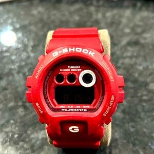 Men’s Casio G-Shock watch